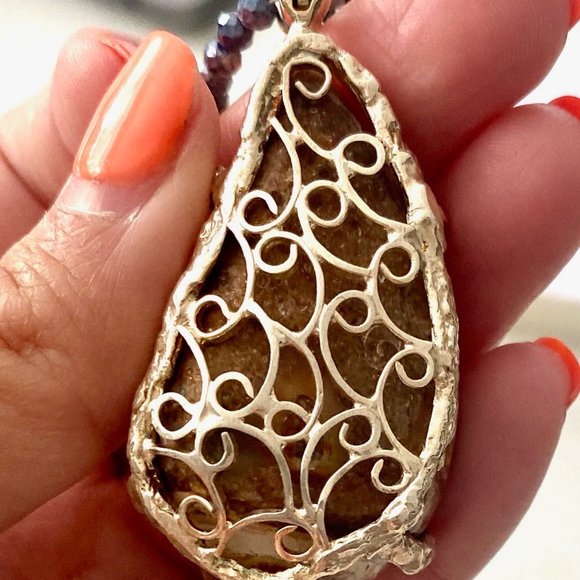 Sterling Silver Necklace (Drusy Fossilized Shell) - Picture 5 of 5